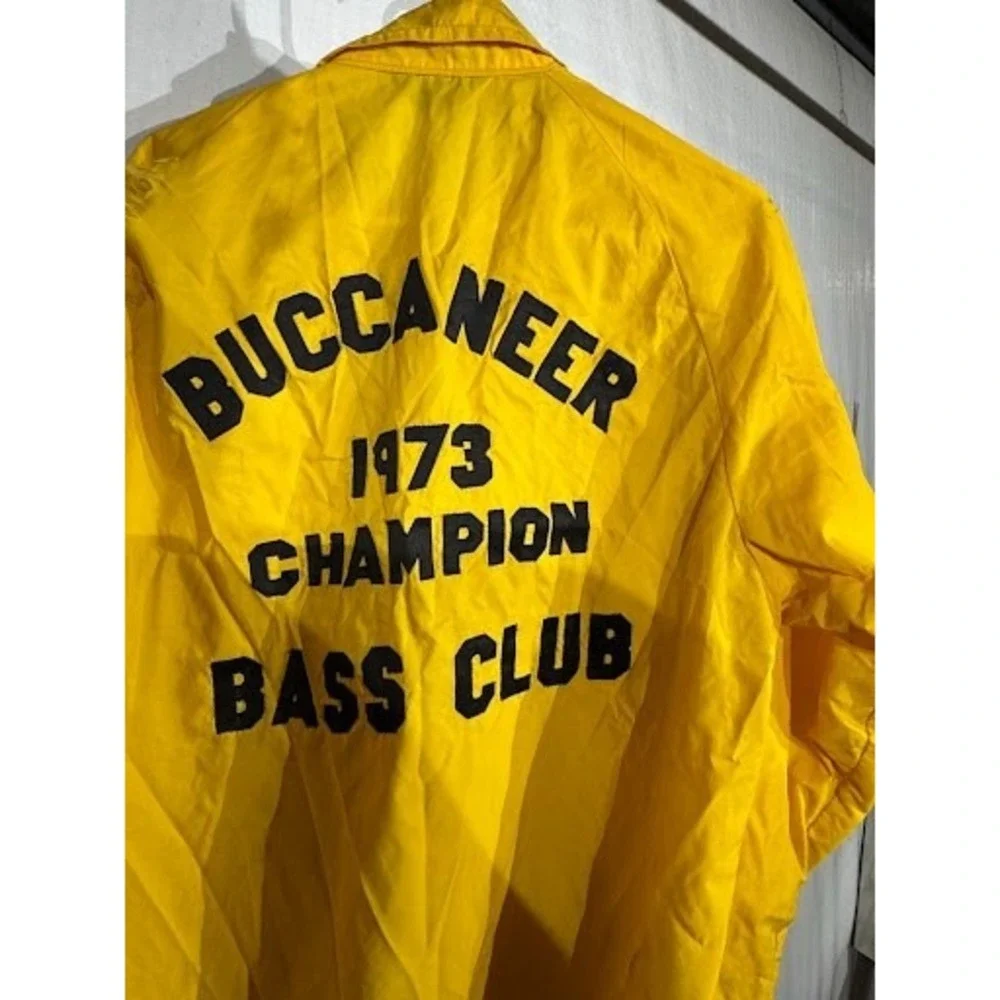 Vintage King Louie Coach Jacket 1973 Buccaneer Bass Club Yellow Large 44-46